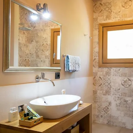 La Con Piscina Privata Ferienhaus Portoferraio