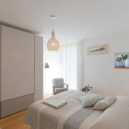 La Con Piscina Privata Ferienhaus Portoferraio