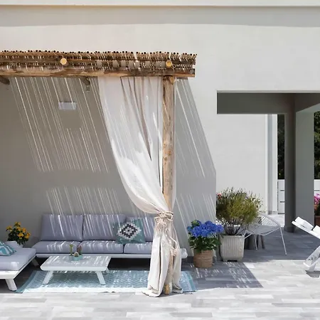 La Con Piscina Privata Ferienhaus Portoferraio