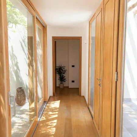La Con Piscina Privata Ferienhaus