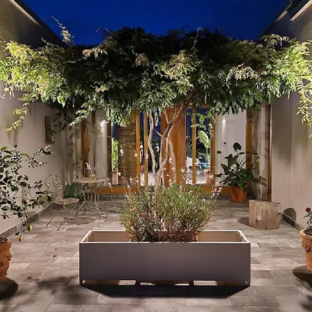 Casa de hóspedes La Con Piscina Privata