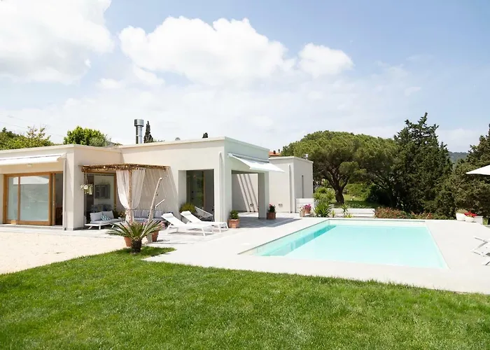 게스트하우스 La Con Piscina Privata 4*