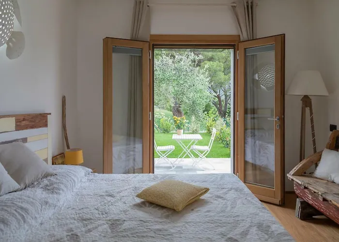 La Con Piscina Privata 포르토페라이오