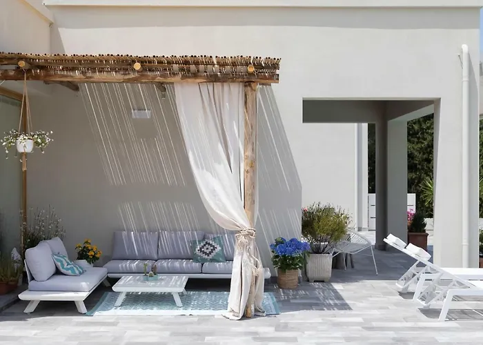 La Con Piscina Privata 게스트하우스 포르토페라이오